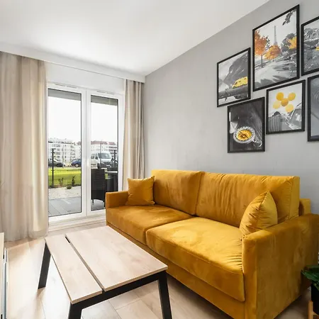 Comfortable With Parking & Garden By Renters 公寓