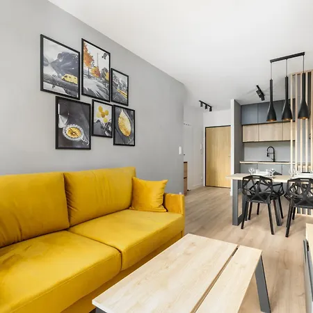 Comfortable With Parking & Garden By Renters 公寓