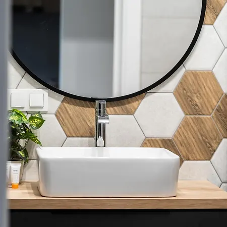 Comfortable With Parking & Garden By Renters Poznan