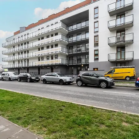 Comfortable With Parking & Garden By Renters 公寓